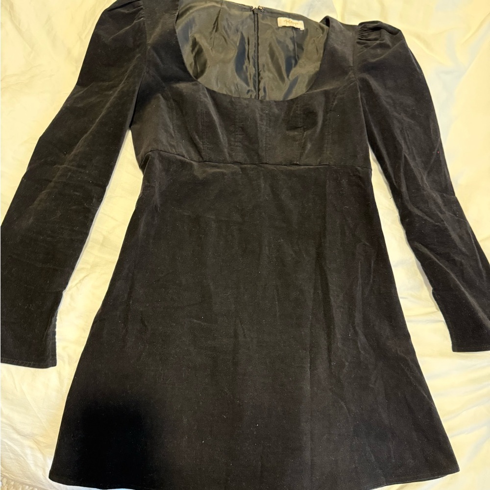 Petersyn Black Long Sleeve Dress